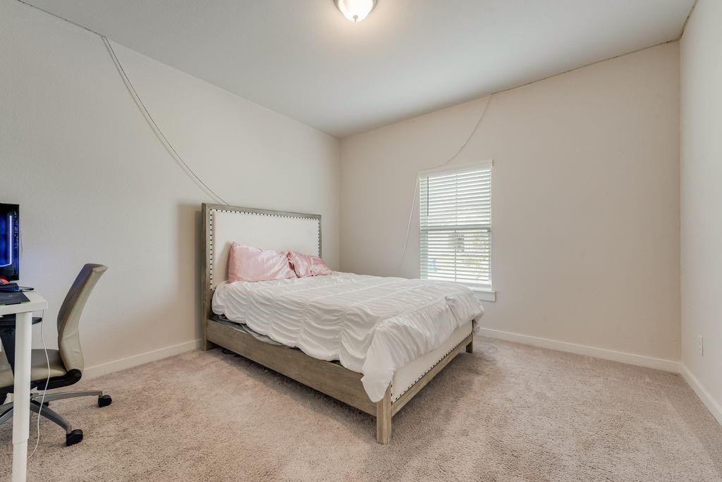 801 Vineyard Way, Forney, TX 75126
