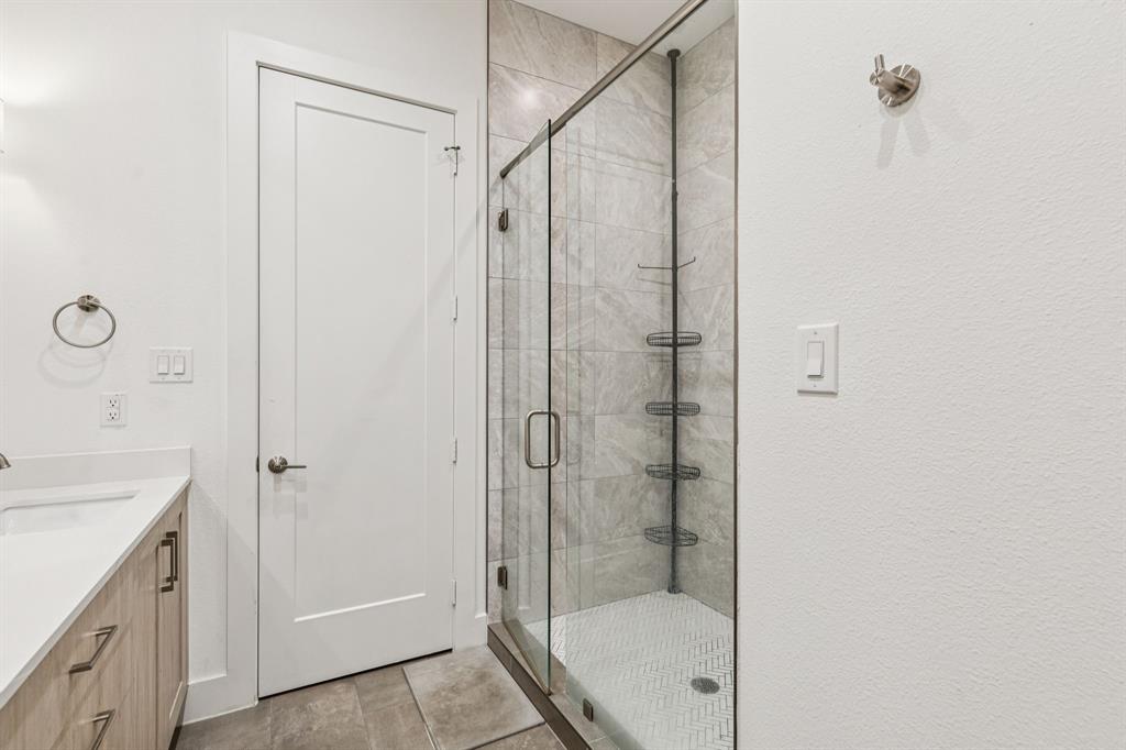 1214 Haines Avenue, Dallas, TX 75208