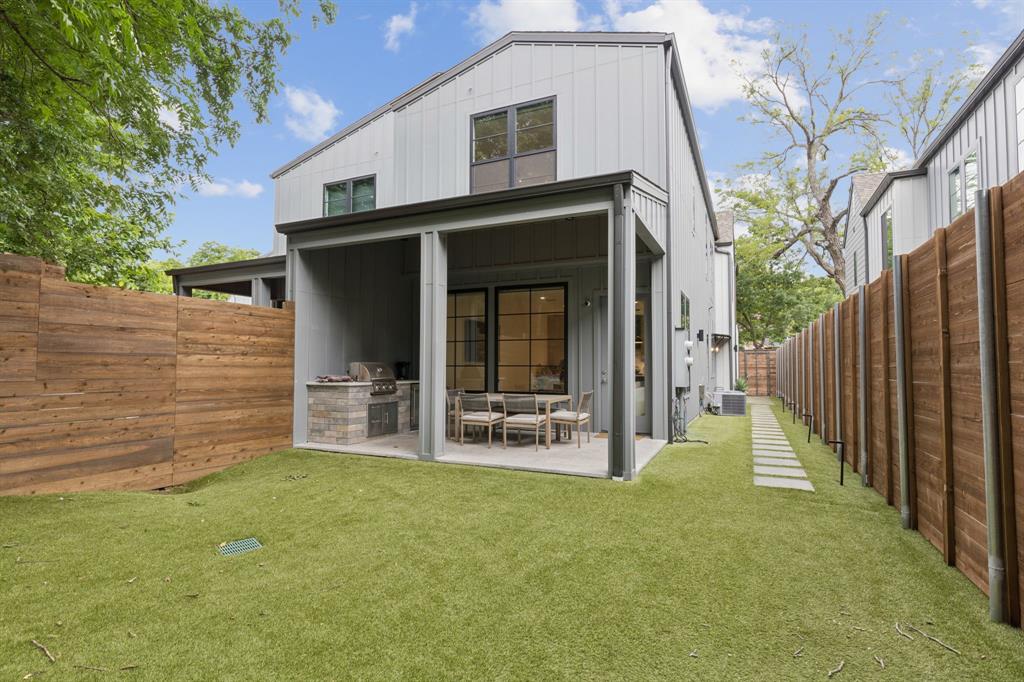 1214 Haines Avenue, Dallas, TX 75208