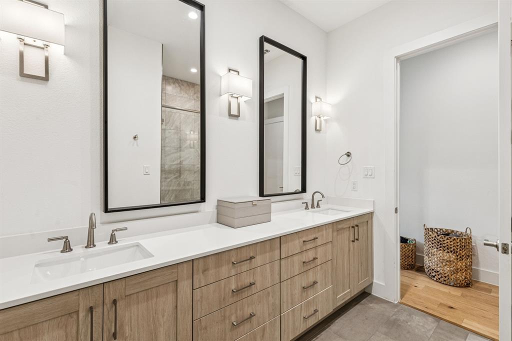1214 Haines Avenue, Dallas, TX 75208