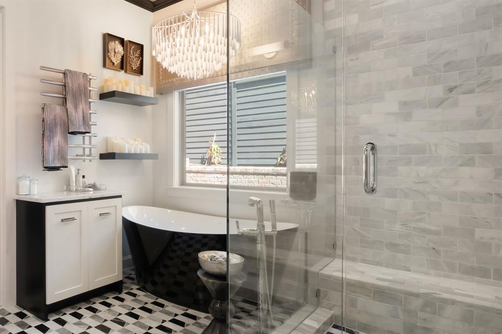 9319 E Lake Highlands Drive, Dallas, TX 75218