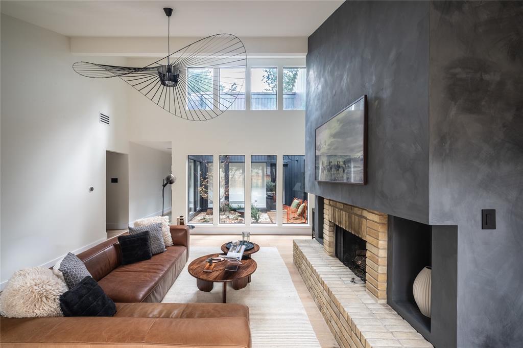 7111 Claybrook Drive, Dallas, TX 75231