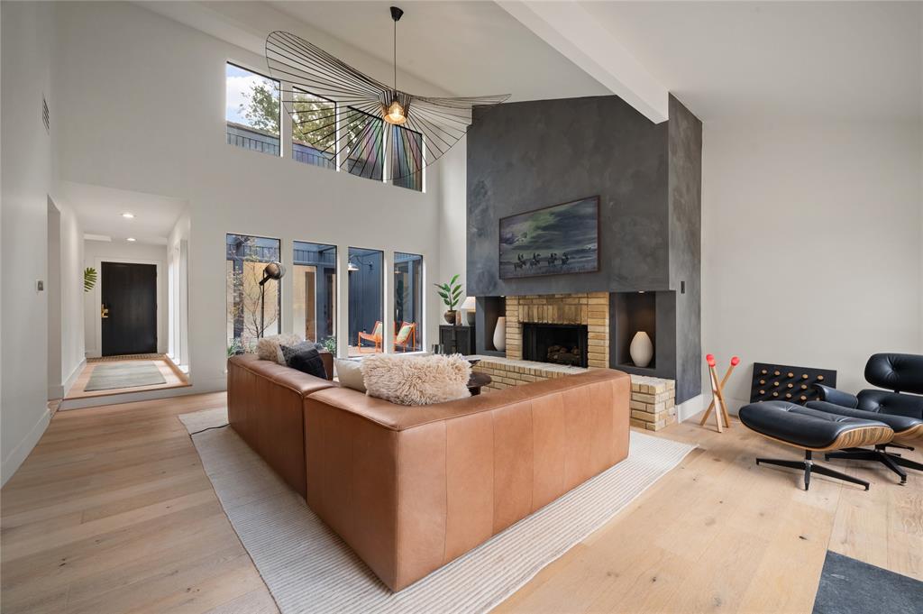 7111 Claybrook Drive, Dallas, TX 75231