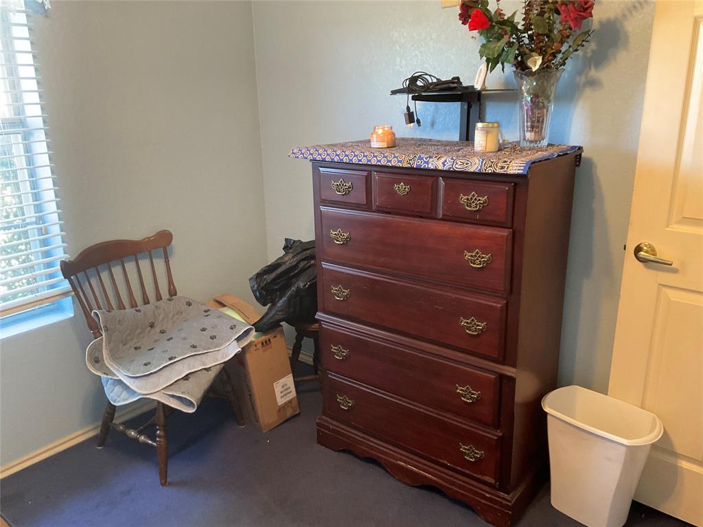 101 EdgeForest Drive, Elm Mott, TX 76640