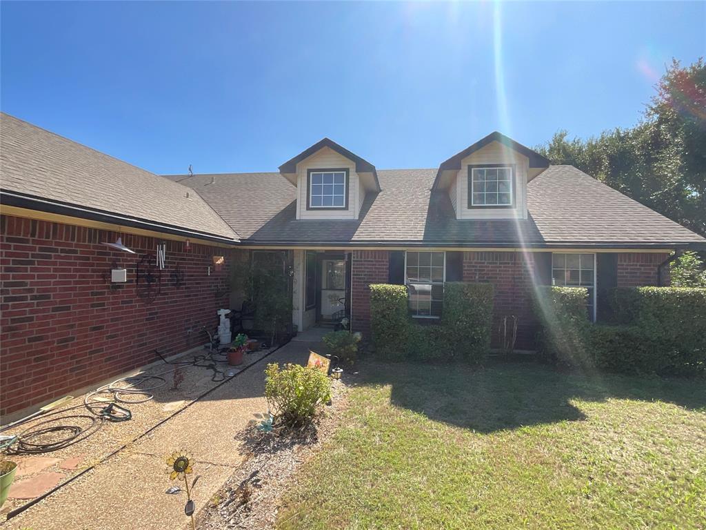 101 EdgeForest Drive, Elm Mott, TX 76640