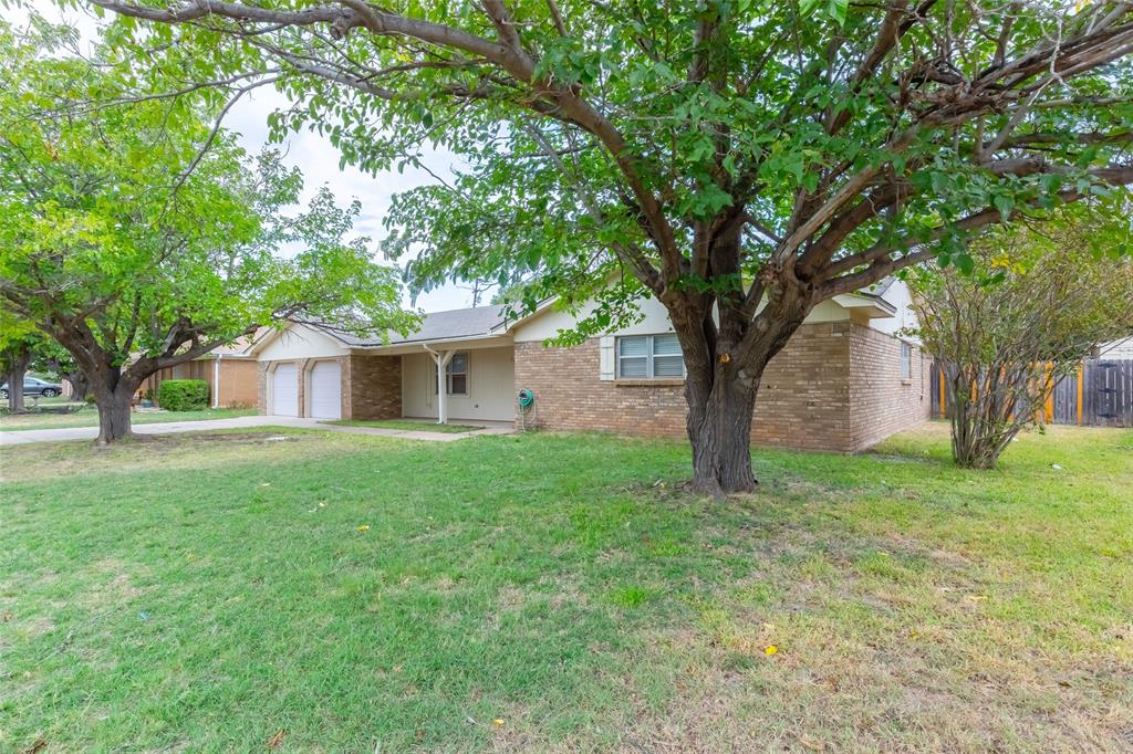 2966 Arrowhead Drive, Abilene, TX 79606