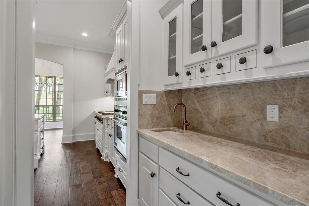 4318 Cascades Boulevard, Tyler, TX 75709