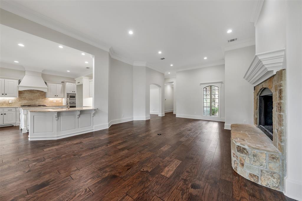 4318 Cascades Boulevard, Tyler, TX 75709