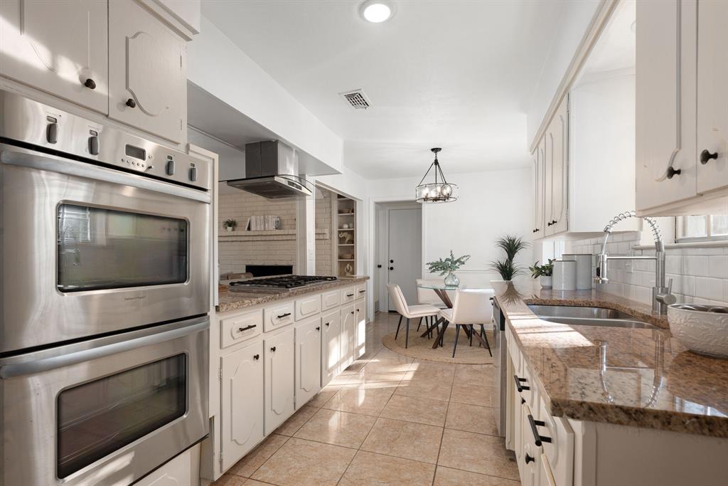 1204 Janwood Drive, Plano, TX 75075 1204 Janwood Drive, Plano, TX 75075