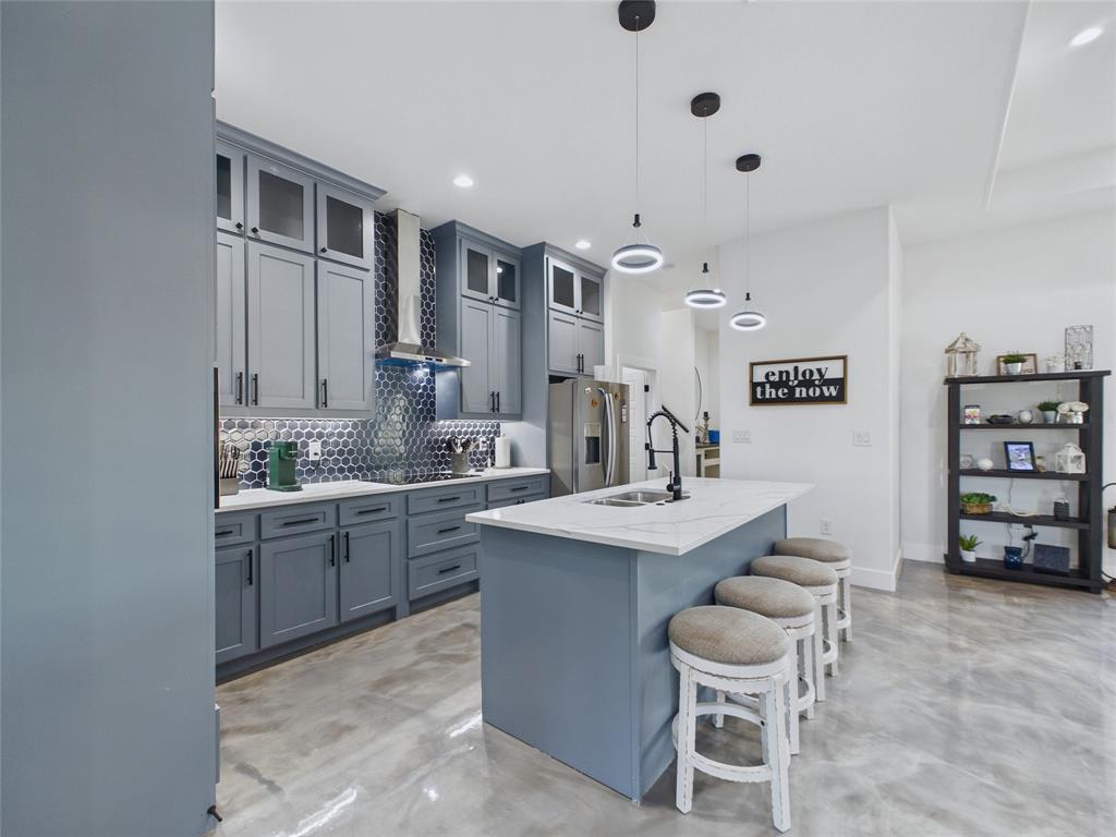 15283 County Road 4052, Kemp, TX 75143