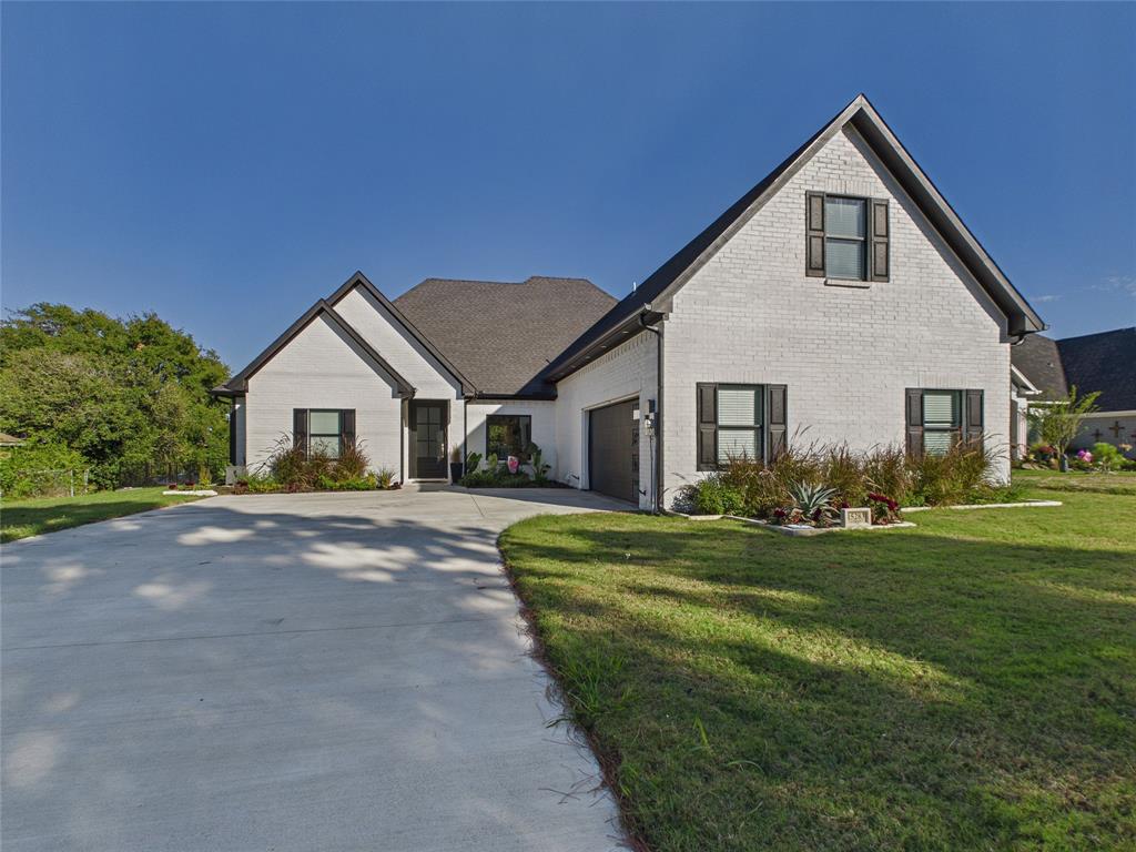 15283 County Road 4052, Kemp, TX 75143