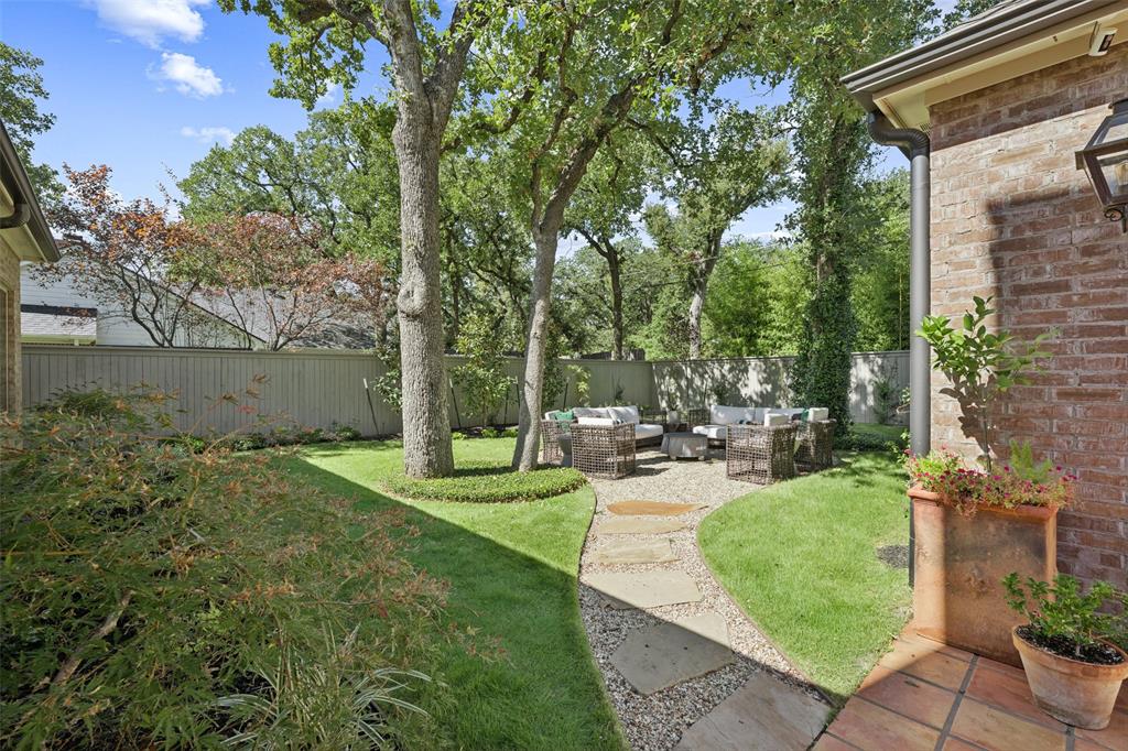 1225 Kelpie Court, Fort Worth, TX 76111