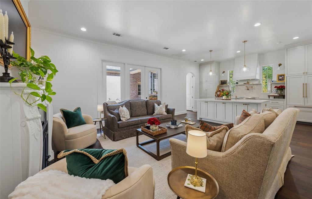 1225 Kelpie Court, Fort Worth, TX 76111