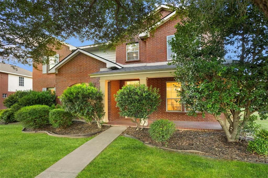 Excellent curb appeal