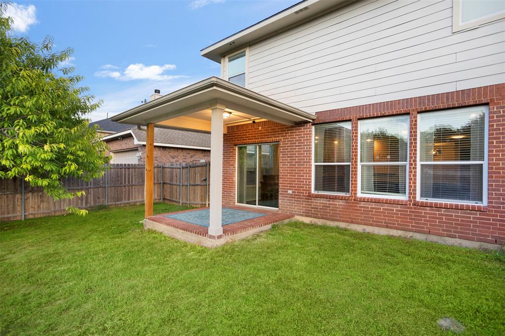 2707 Juniper Drive, Glenn Heights, TX 75154