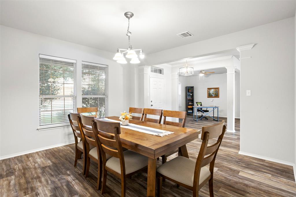 2707 Juniper Drive, Glenn Heights, TX 75154