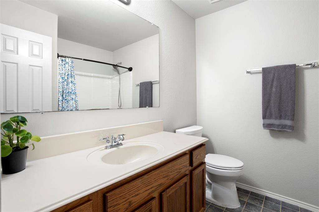 2707 Juniper Drive, Glenn Heights, TX 75154