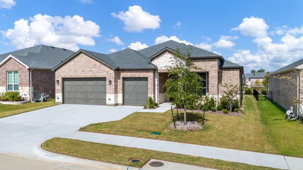 417 Raven Ridge Drive, McKinney, TX 75071