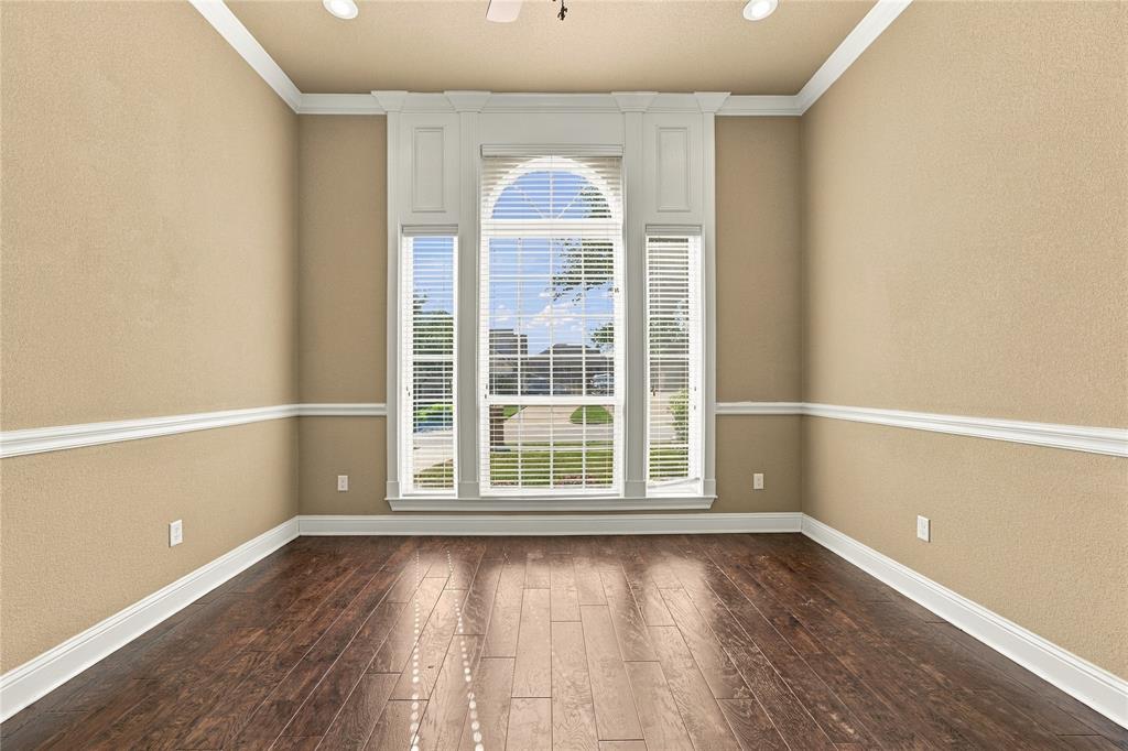 545 Hunton Lane, Robinson, TX 76706