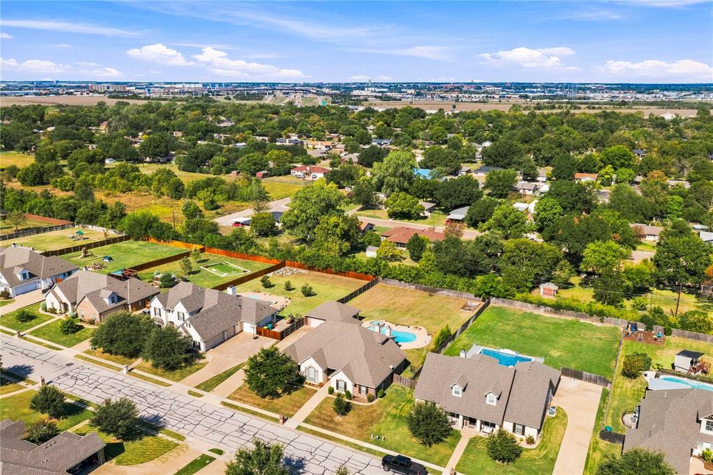 545 Hunton Lane, Robinson, TX 76706