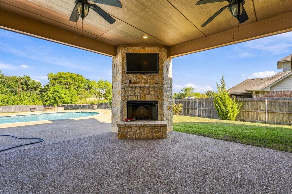 545 Hunton Lane, Robinson, TX 76706