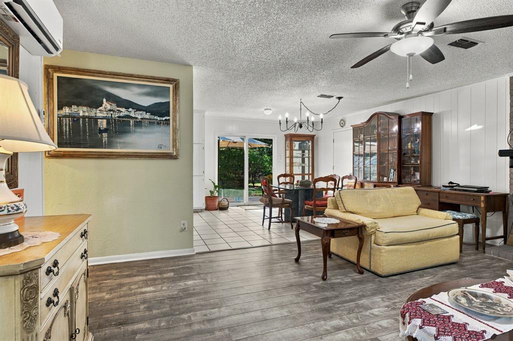 1300 Oak Country, Weatherford, TX 76085