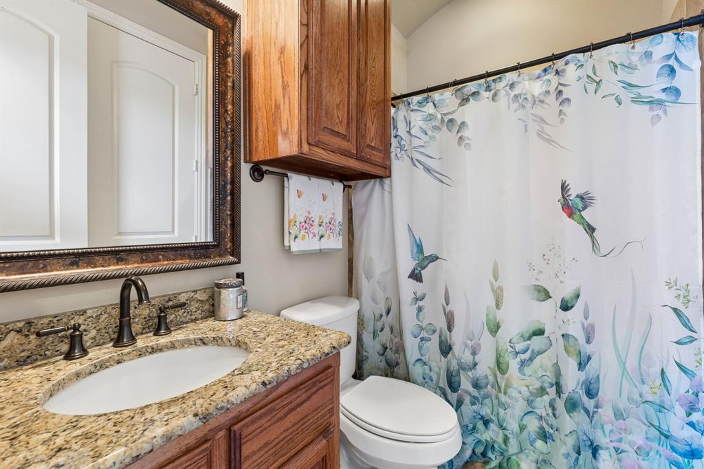 Full Bathroom