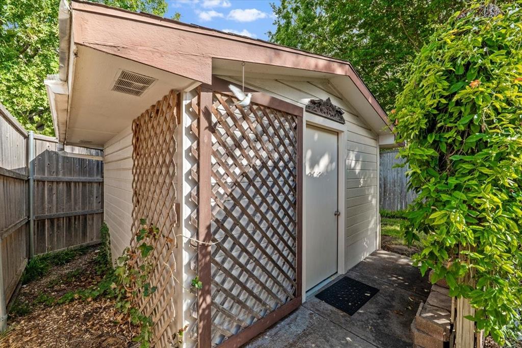12 x 12 building for tools and gardening