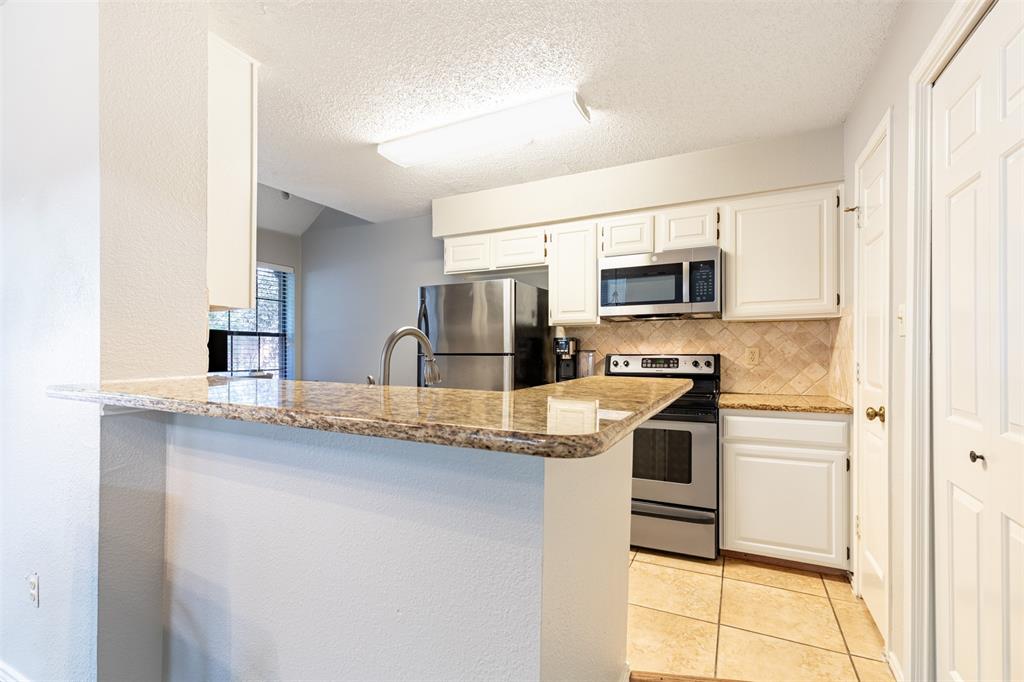 422 Santa Fe Trail, #11, Irving, TX 75063