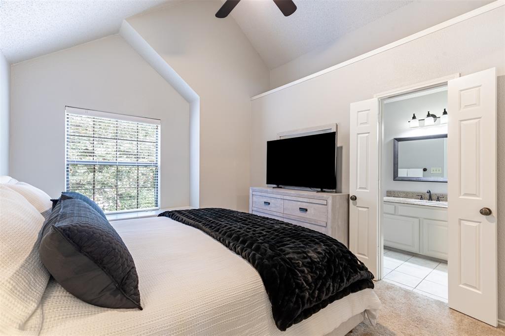 Huge primary bedroom with ensuite bathroom