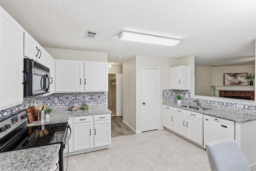 5312 Emmeryville Lane, Fort Worth, TX 76244