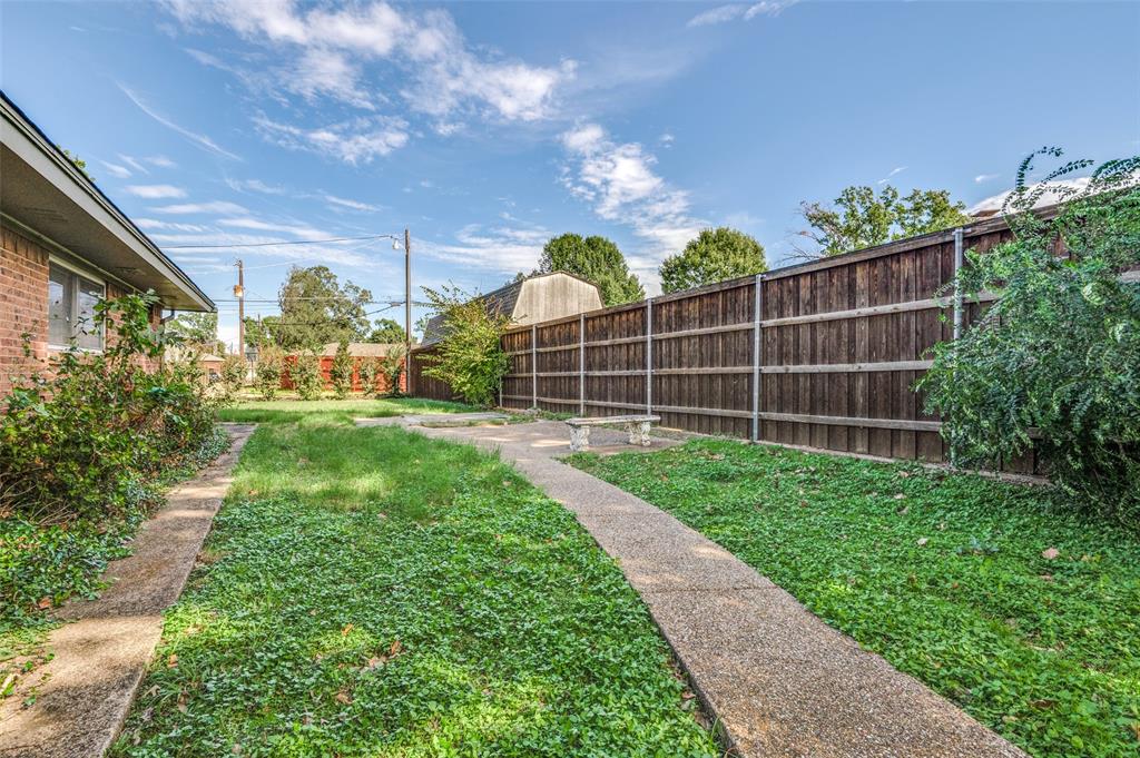 Side yard