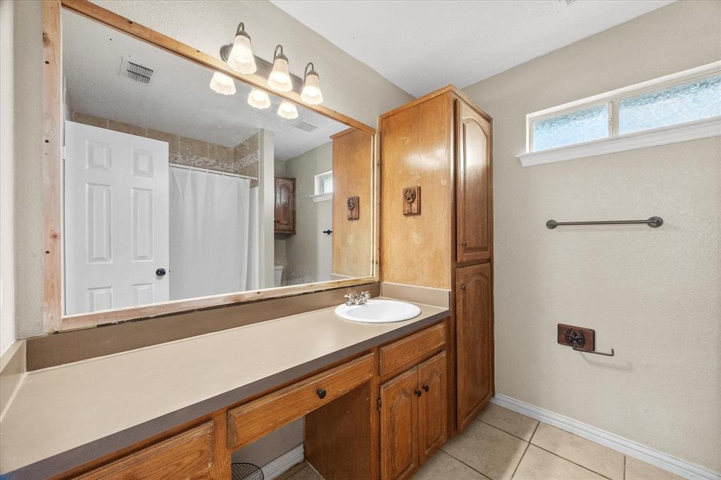 9 Amanda Lane, Rockwall, TX 75032