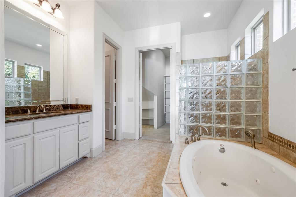 6705 Thorntree Drive, McKinney, TX 75072