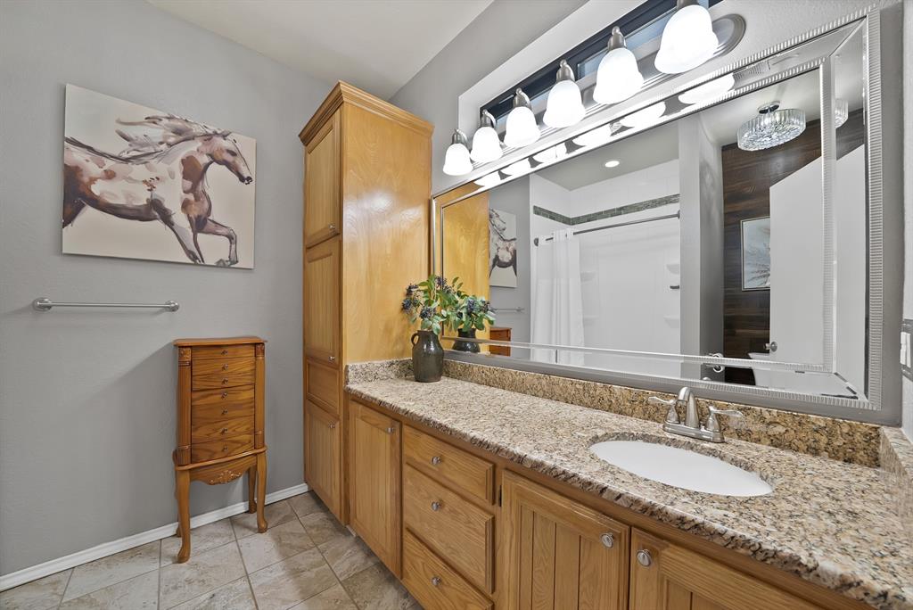 146 Private Road 1525, Bridgeport, TX 76426