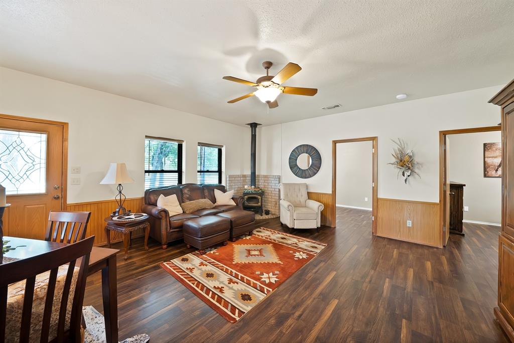 146 Private Road 1525, Bridgeport, TX 76426