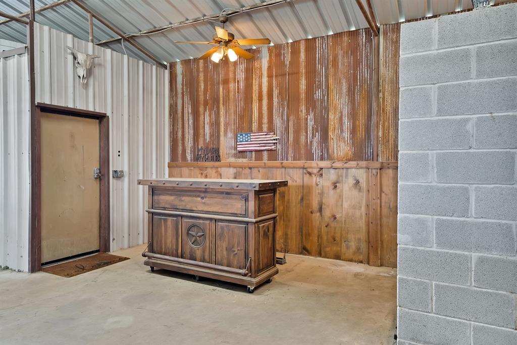146 Private Road 1525, Bridgeport, TX 76426