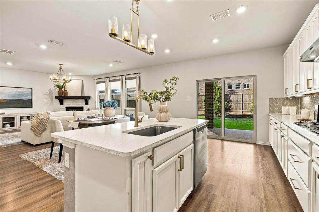 2329 Bella Court, Carrollton, TX 75010