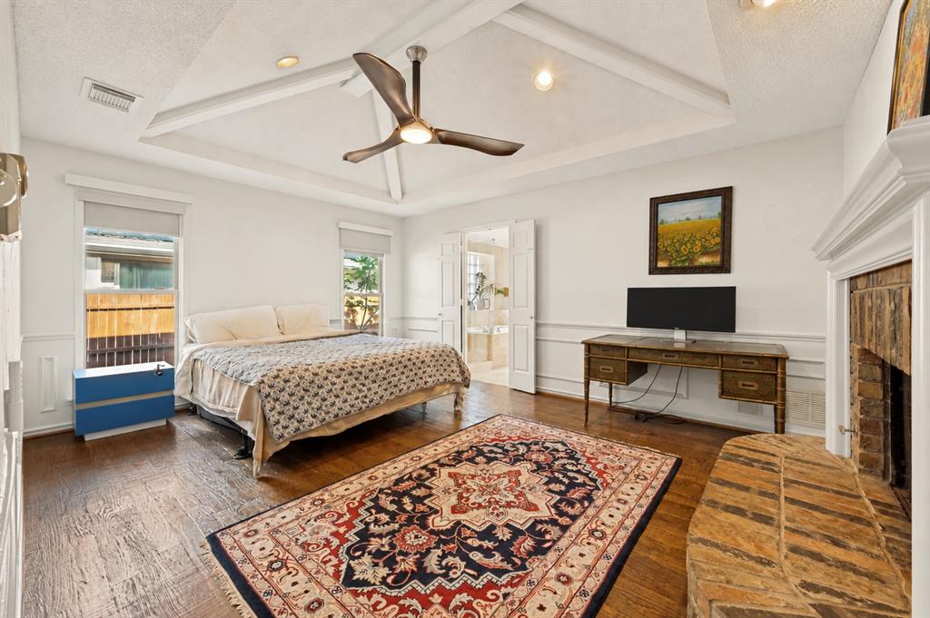 Virtual renovation: Wall colors digitally altered
