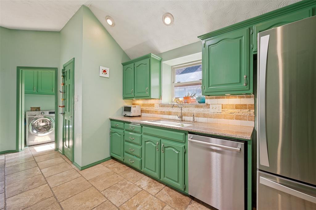 755 Red River Trail, Irving, TX 75063