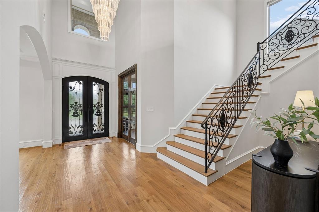 917 Lake Carillon Lane, Southlake, TX 76092
