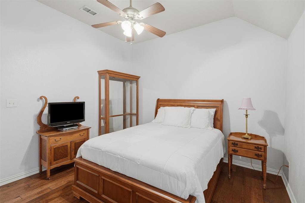 136 Castle Pines Drive, Willow Park, TX 76008