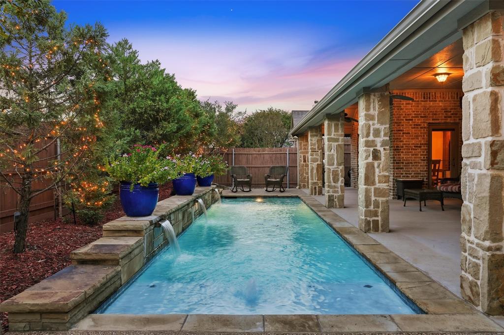 136 Castle Pines Drive, Willow Park, TX 76008