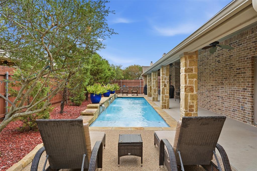 136 Castle Pines Drive, Willow Park, TX 76008