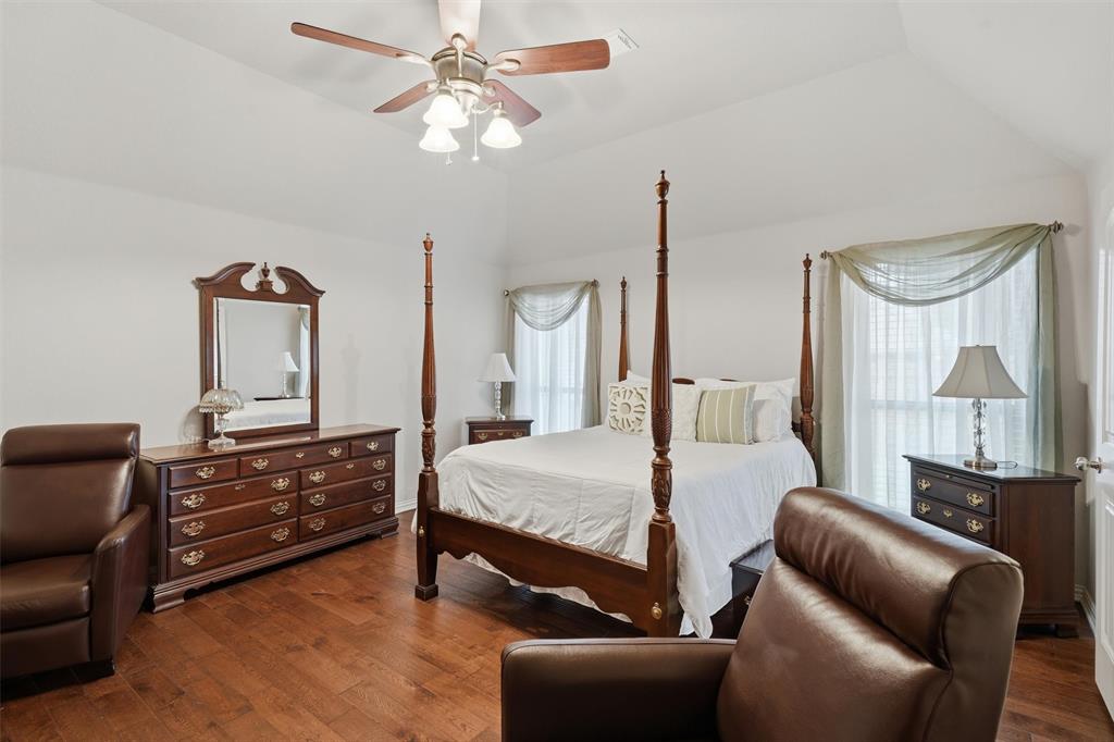 136 Castle Pines Drive, Willow Park, TX 76008