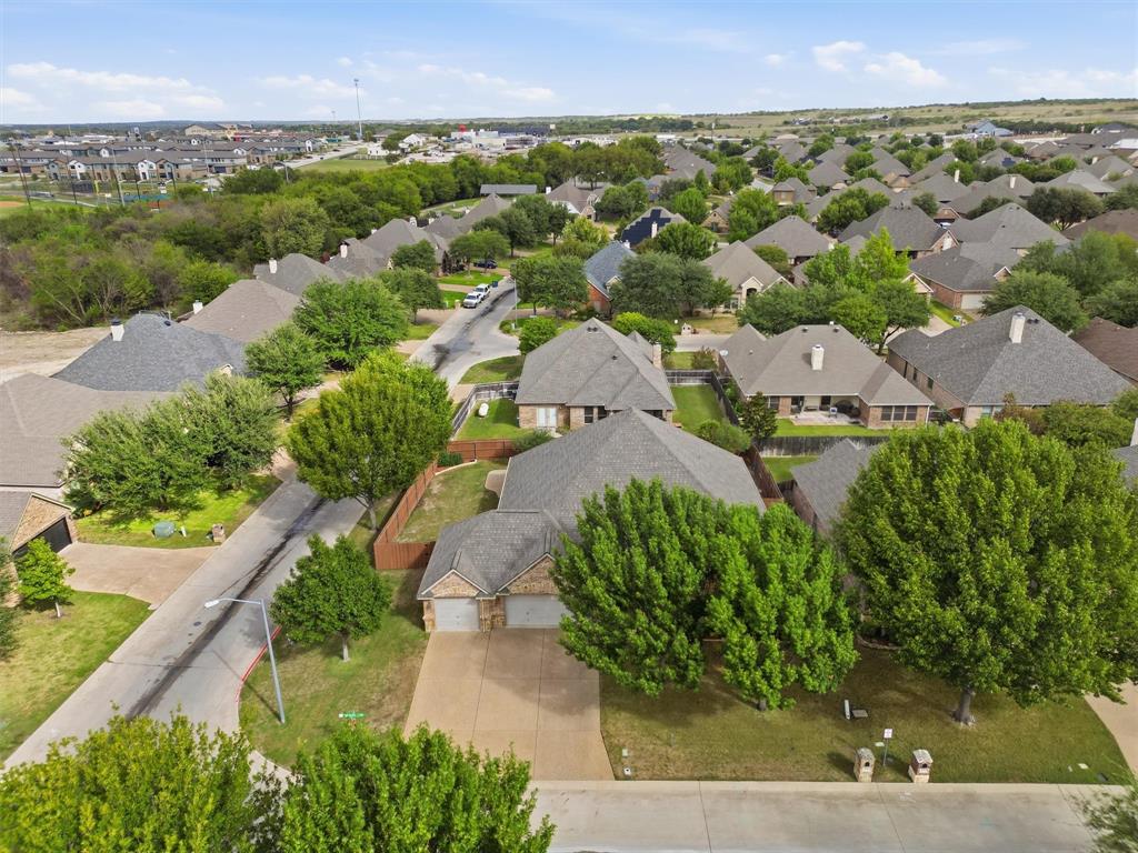 136 Castle Pines Drive, Willow Park, TX 76008
