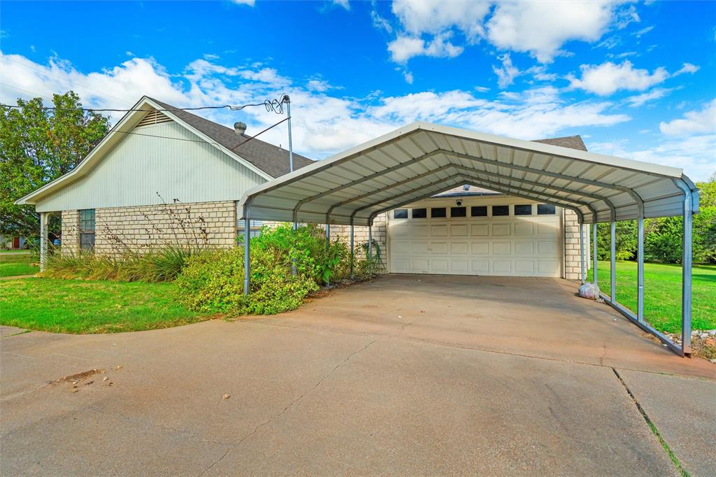 3911 Scenic Hill Lane, Granbury, TX 76048