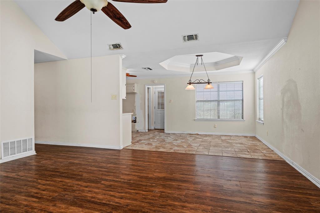 3911 Scenic Hill Lane, Granbury, TX 76048