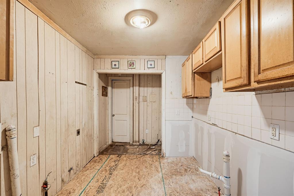 2606 Lea Crest Drive, Dallas, TX 75216