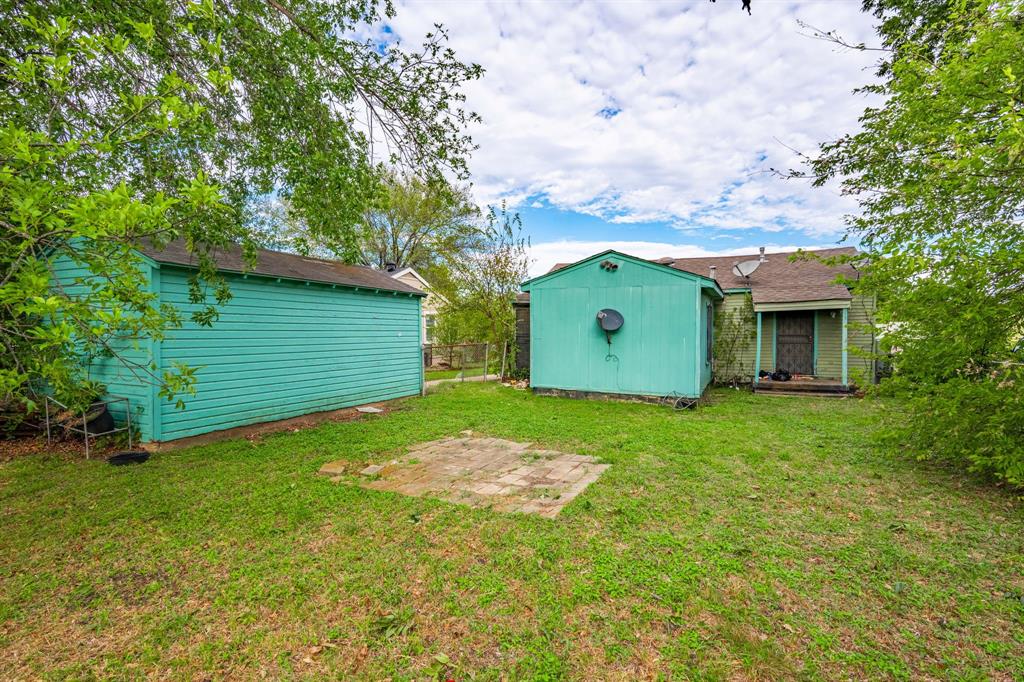 2606 Lea Crest Drive, Dallas, TX 75216